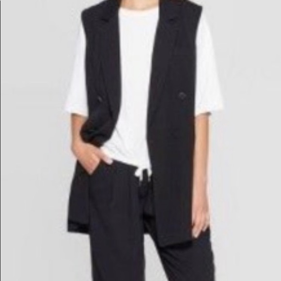 Black long vest - Picture 1 of 4